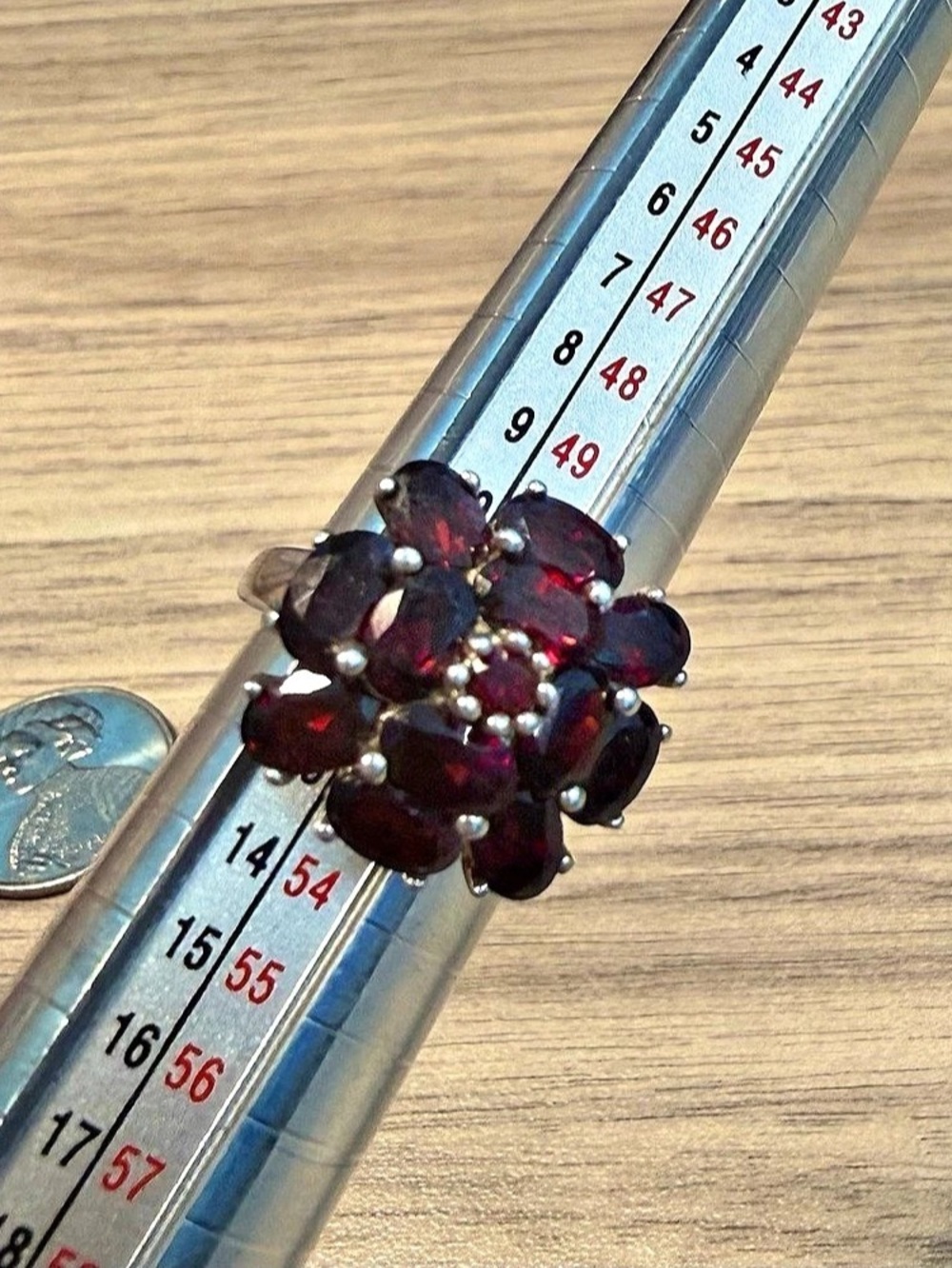 Garnet Floral Sterling Silver Ring Size 6 Like New